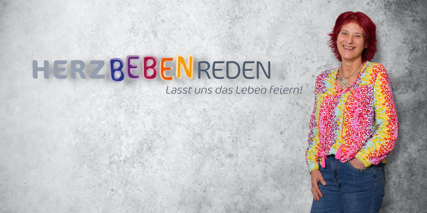 Freie Rednerin HerzBebenReden